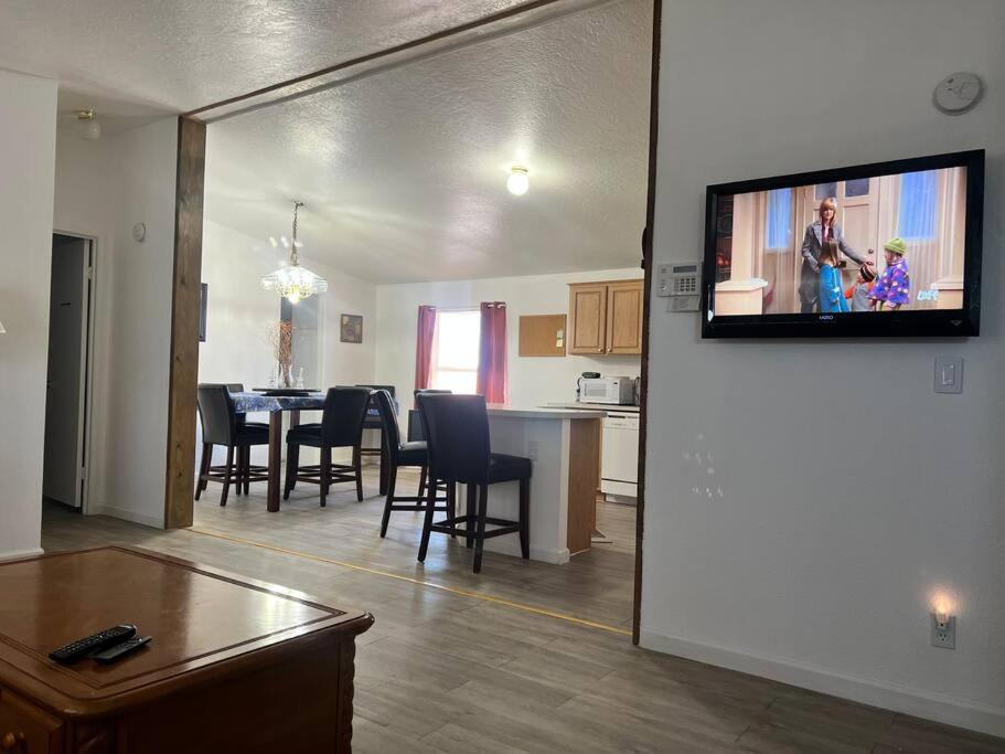 Death Valley/Prairiefire 3Bd/2Ba Home W/ Kitchen Pahrump Bagian luar foto